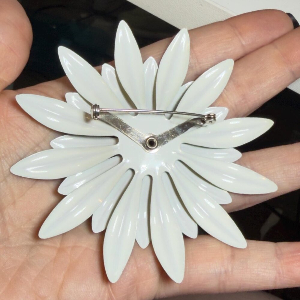 Enamel Daisy Flower Brooch Green White Large Pin 3.5” - Picture 4 of 8
